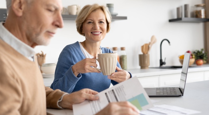 5 Safe Investments for Retirees: Types and Examples